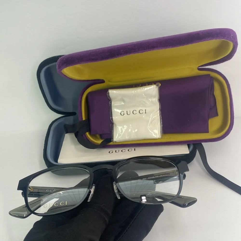 GG1118O Eyeglasses by Gucci™. Shape: Wayfarer, Material: Metal, Frame Full Rim.